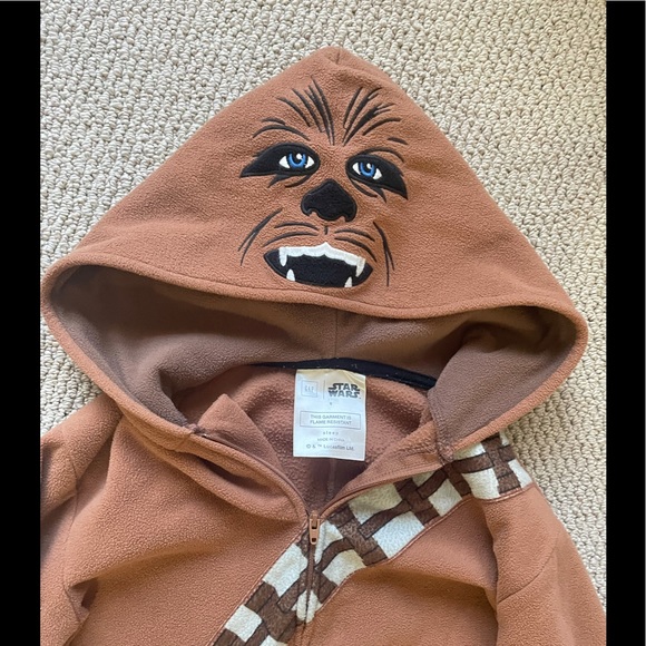 GAP Other - Gap Star Wars Chewbacca sleep suit Kids size 6